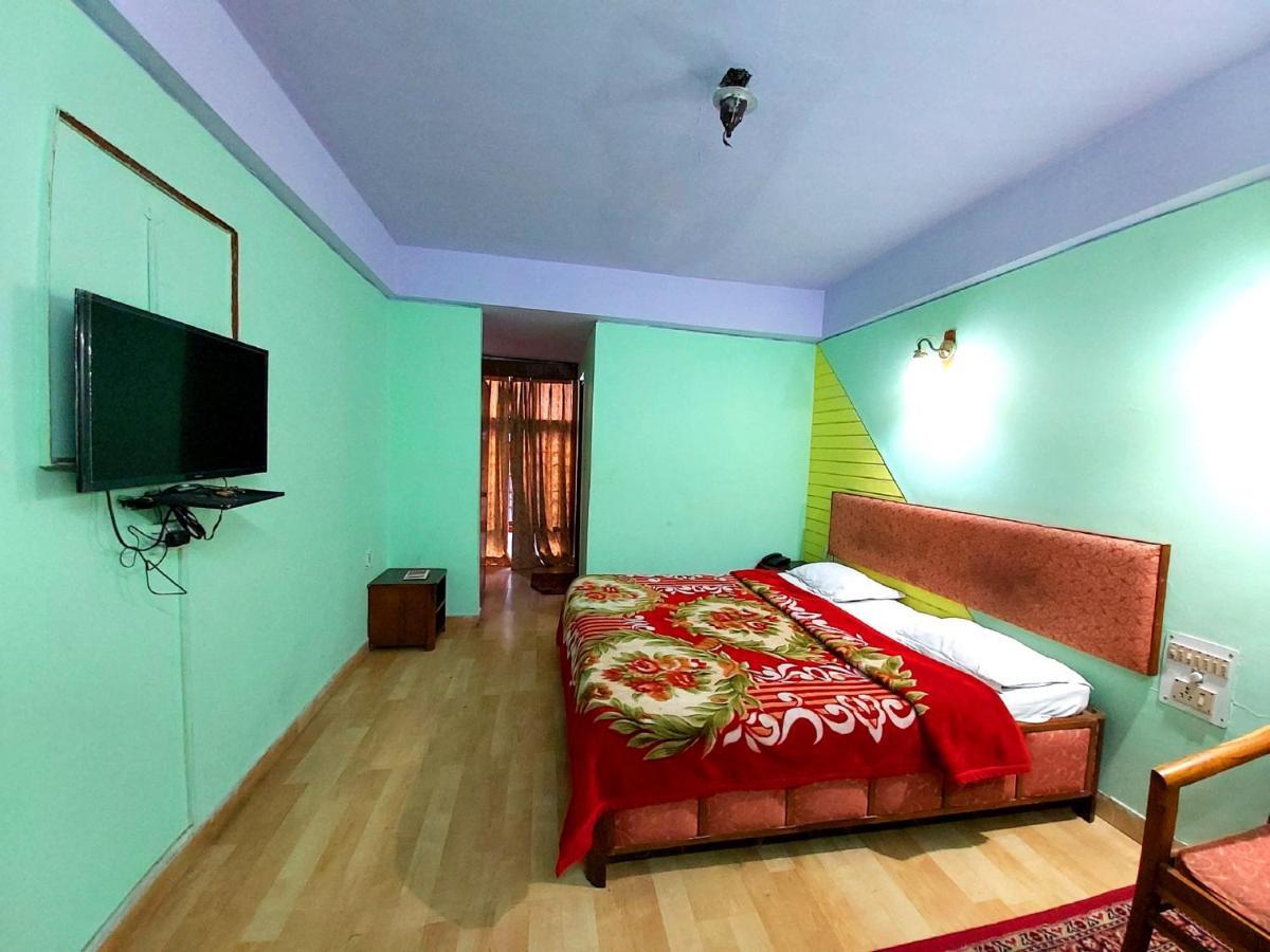 Hotel Radhe Continental Nainital Bagian luar foto
