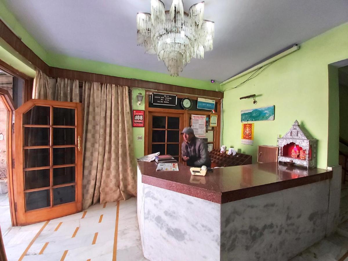 Hotel Radhe Continental Nainital Bagian luar foto