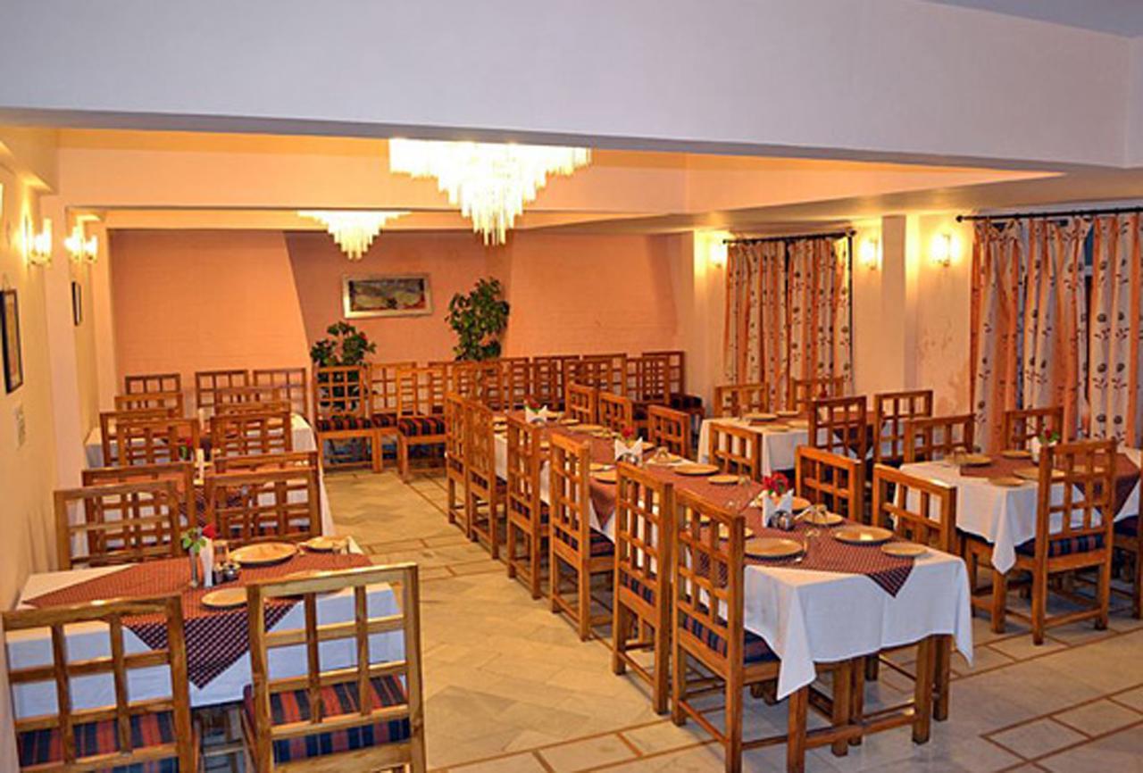 Hotel Radhe Continental Nainital Bagian luar foto